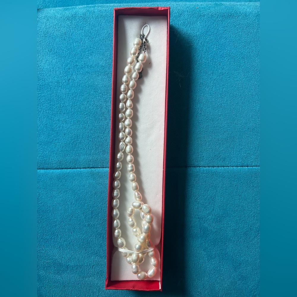 Elegant Pearl Necklace